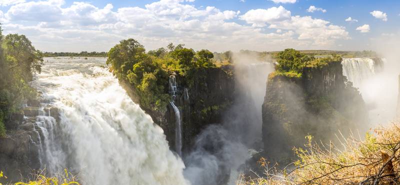 Experience Victoria Falls with our range of day tours and activities 
